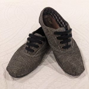 TOMS Black Metallic Woven Women's Cordones, Size 8.5